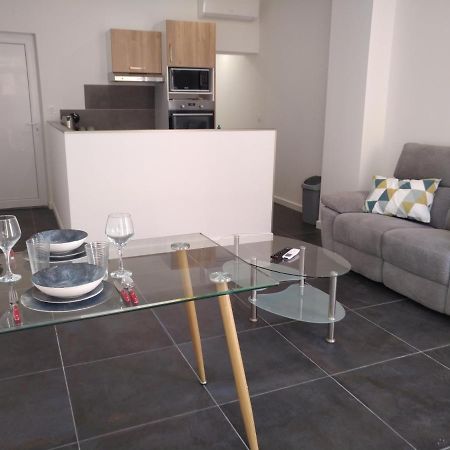 Le Cosy Bear Apartment แปร์ปินญอง ภายนอก รูปภาพ